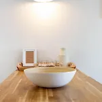 Two Bedrooms In Historic Center Of Lejlighed Cascais