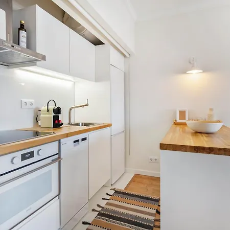 Two Bedrooms In Historic Center Of * Cascais