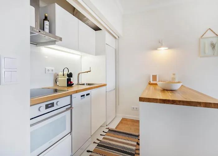 Two Bedrooms In Historic Center Of * Cascais